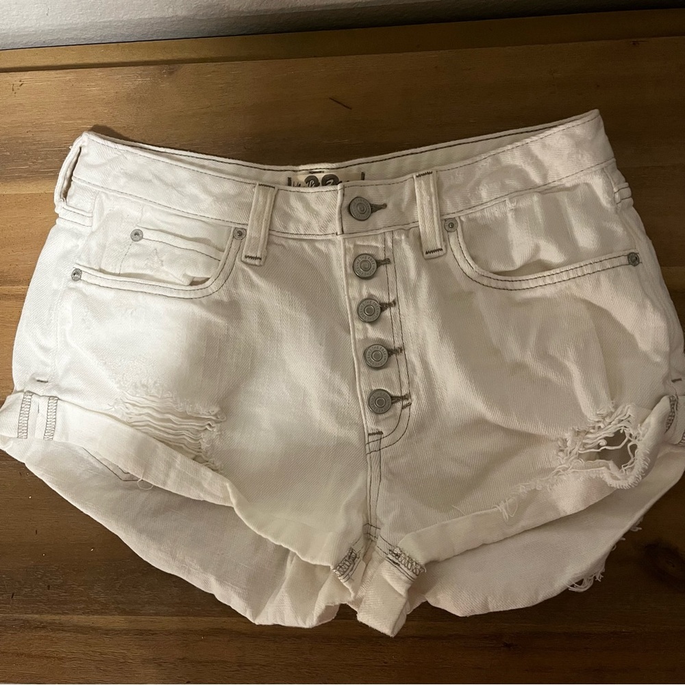 Free People Romeo white distressed shorts